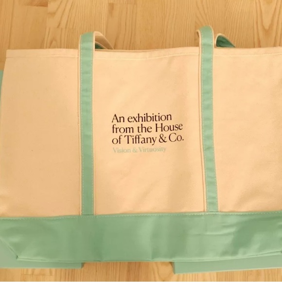 NEW TIFFANY & CO. Vision & Virtuosity Exhibit London Canvas Tote Bag VERY RARE - Picture 4 of 10